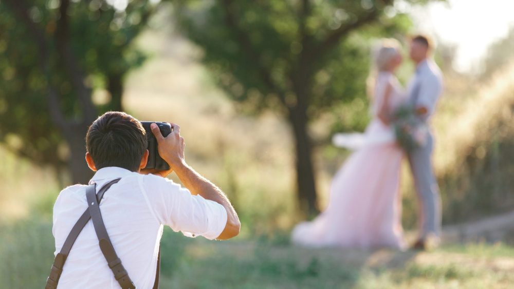 How to Choose the Right Photographer and Videographer for Your Wedding
