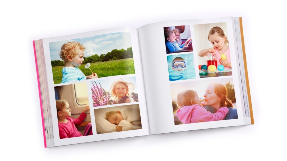 How Does a Photo Organizer Create an Album
